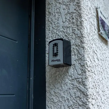 Pause Nature. Maison Ananda A 14 Kms De Toulouse Avec Parking Privatif Lapeyrouse-Fossat