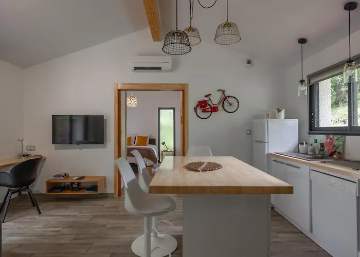 Pause Nature. Maison Ananda à 14 Kms De Toulouse Avec Parking Privatif Hébergement de vacances *